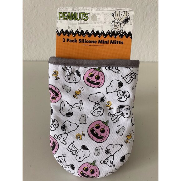 2 Pk Peanuts Halloween Snoopy Woodstock Pink Pumpkin Ghost Mini Oven Mitts NEW - Picture 1 of 12